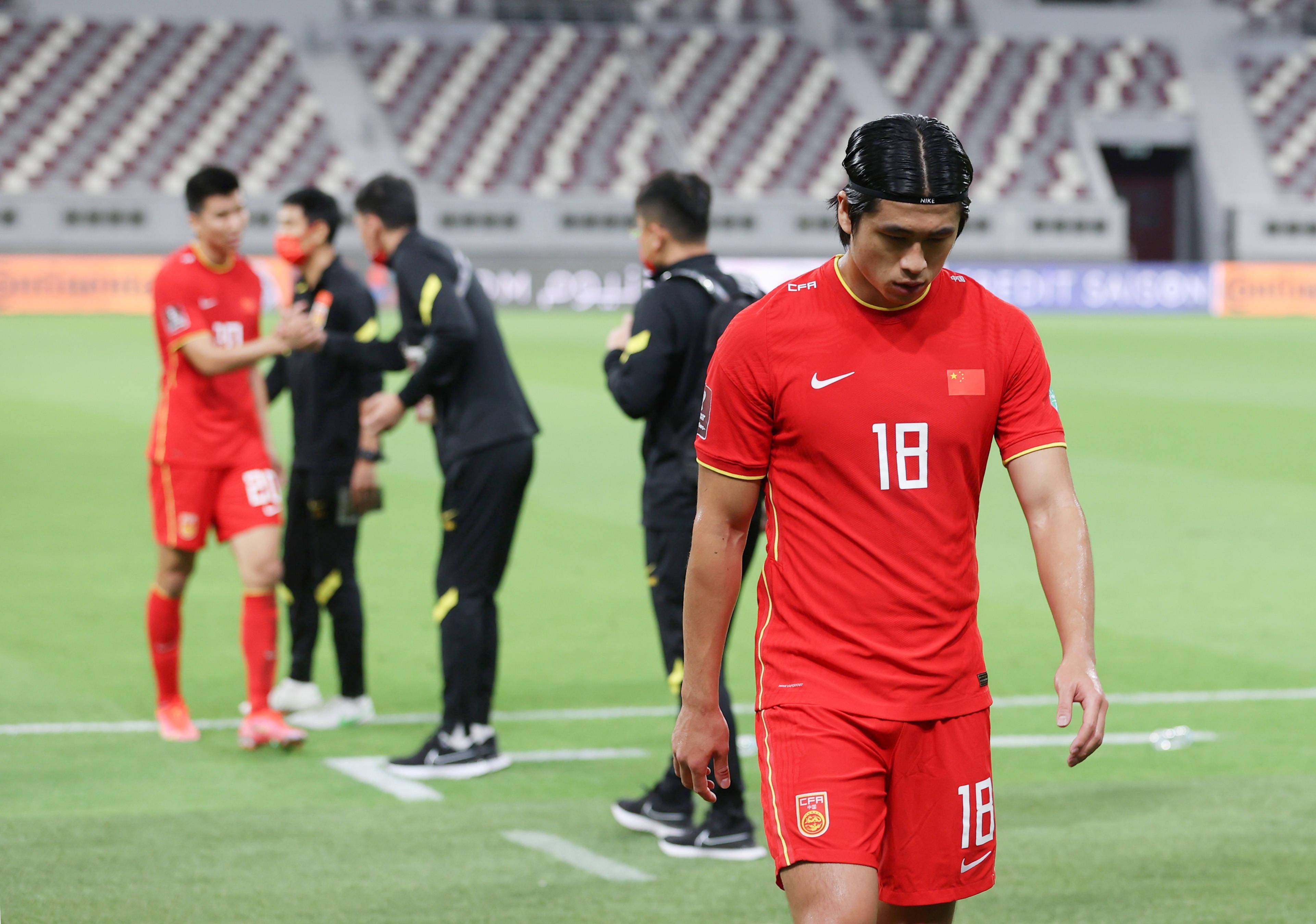 亚洲足球激战继续,豪门一决高下 亚洲足球激战继续,豪门一决高下