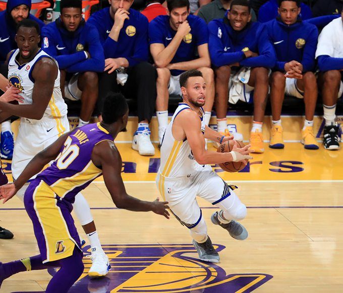 雷速官网下载-勇士连胜热火,总决赛形势大好