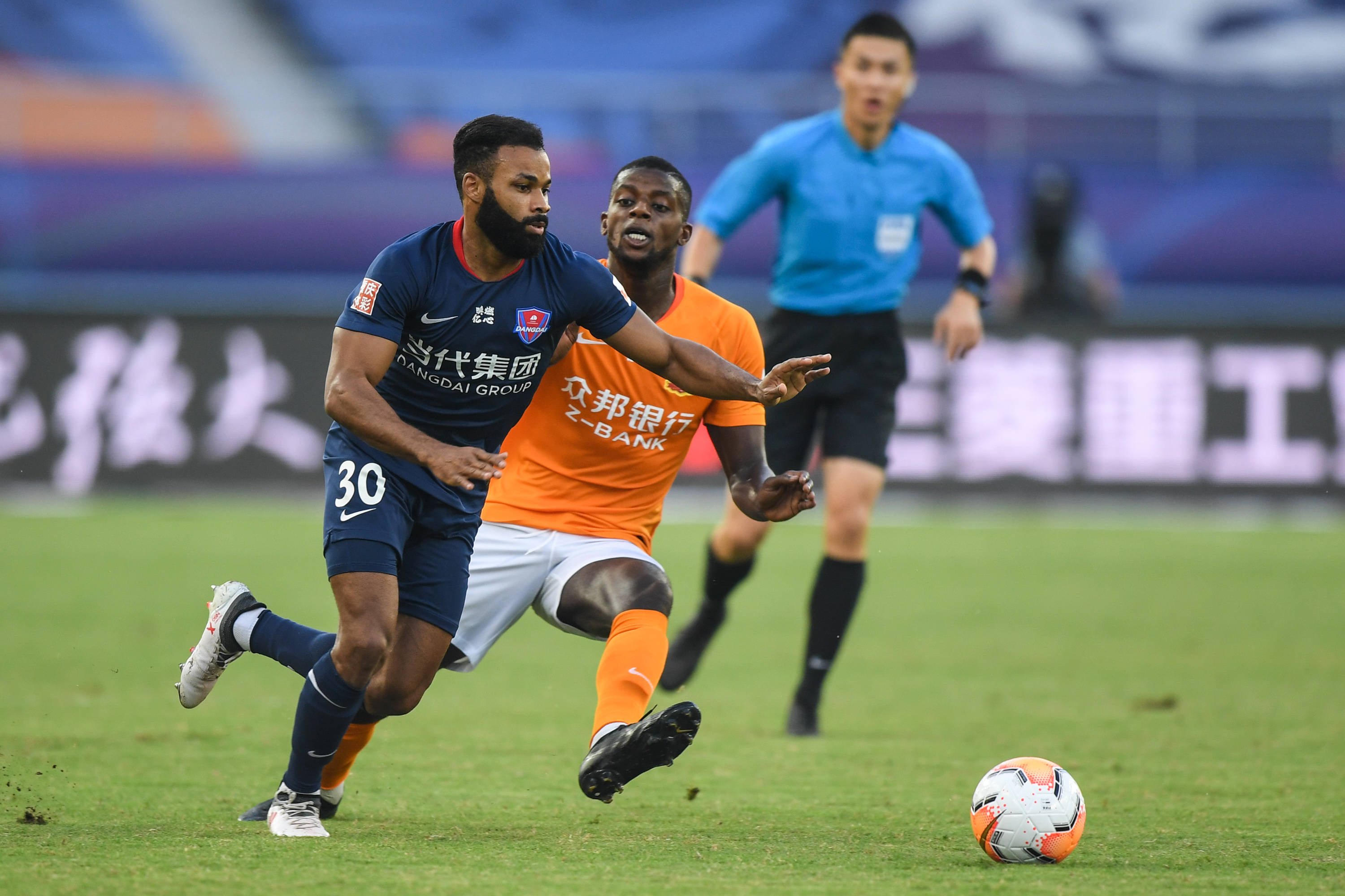 雷速官网-武汉卓尔主场大胜,掀起反击风暴