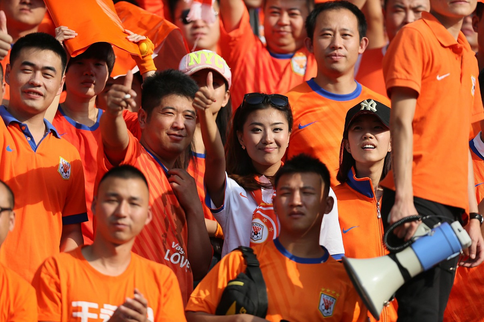 雷速-日本劲旅狂揽胜利,亚冠竞技场上风生水起