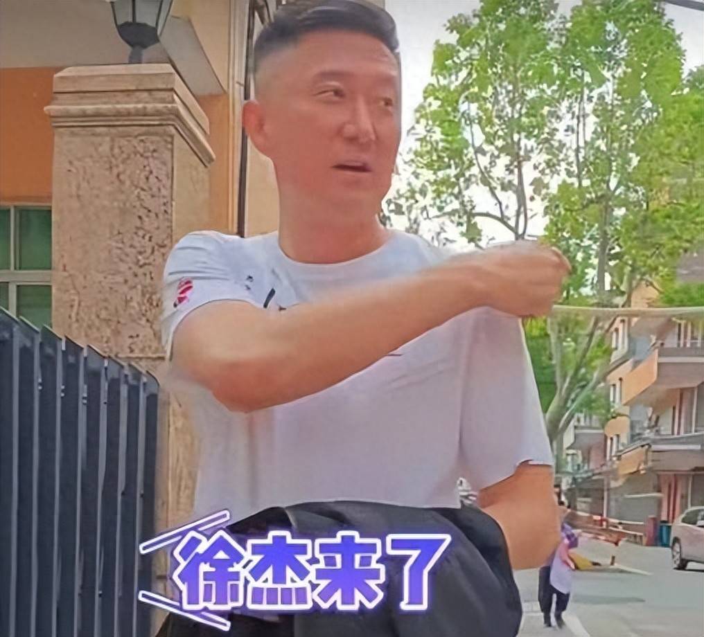 雷速官网-中超传奇教练讲述揭秘,挫折重重获宝藏