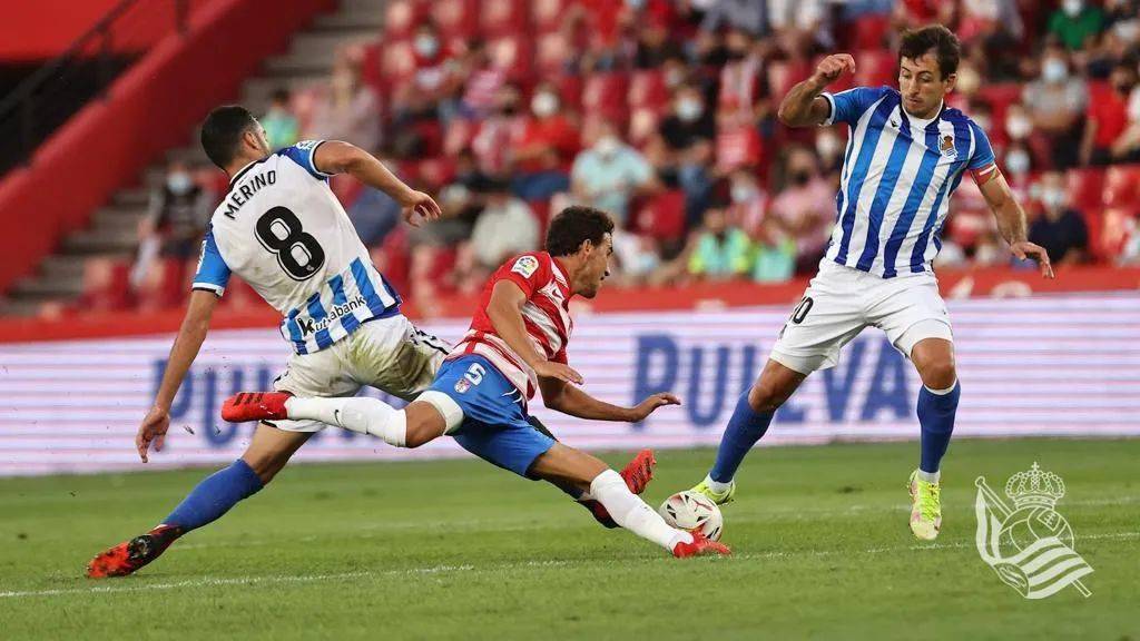 雷速官网下载-格拉纳达爆冷战胜强敌,实现积分逆转