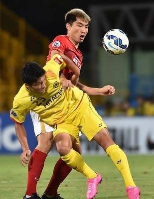 斯特拉斯堡客场击败尼姆,联赛形势良好 斯特拉斯堡客场击败尼姆,联赛形势良好