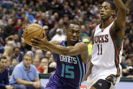 雷速官网-黄蜂不敌雄鹿:吉诺比利全明星表现