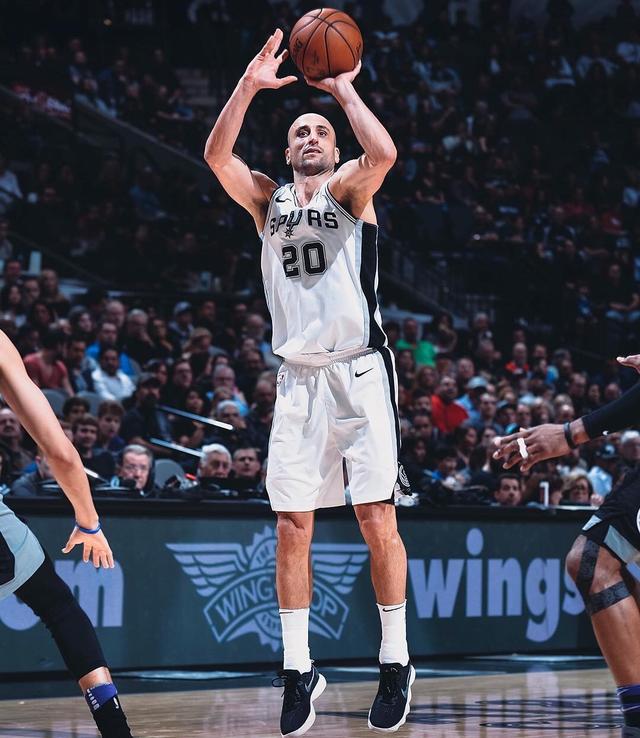 黄蜂不敌雄鹿:吉诺比利全明星表现 黄蜂不敌雄鹿:吉诺比利全明星表现