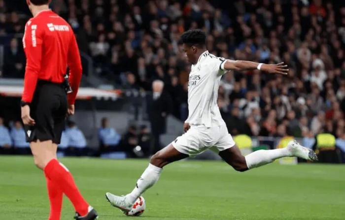 雷速直播-皇马在比赛中的进球战术是否受到称赞?