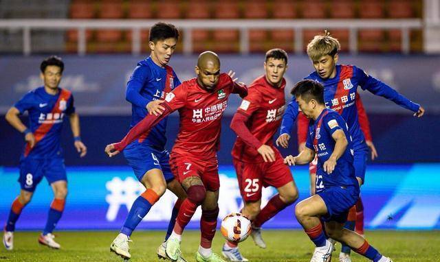 雷速直播-铁桶防线出彩,球队稳固阵地取胜