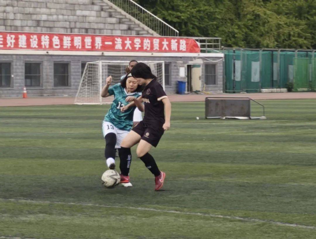 雷速直播-女足士气高昂,备战国际比赛