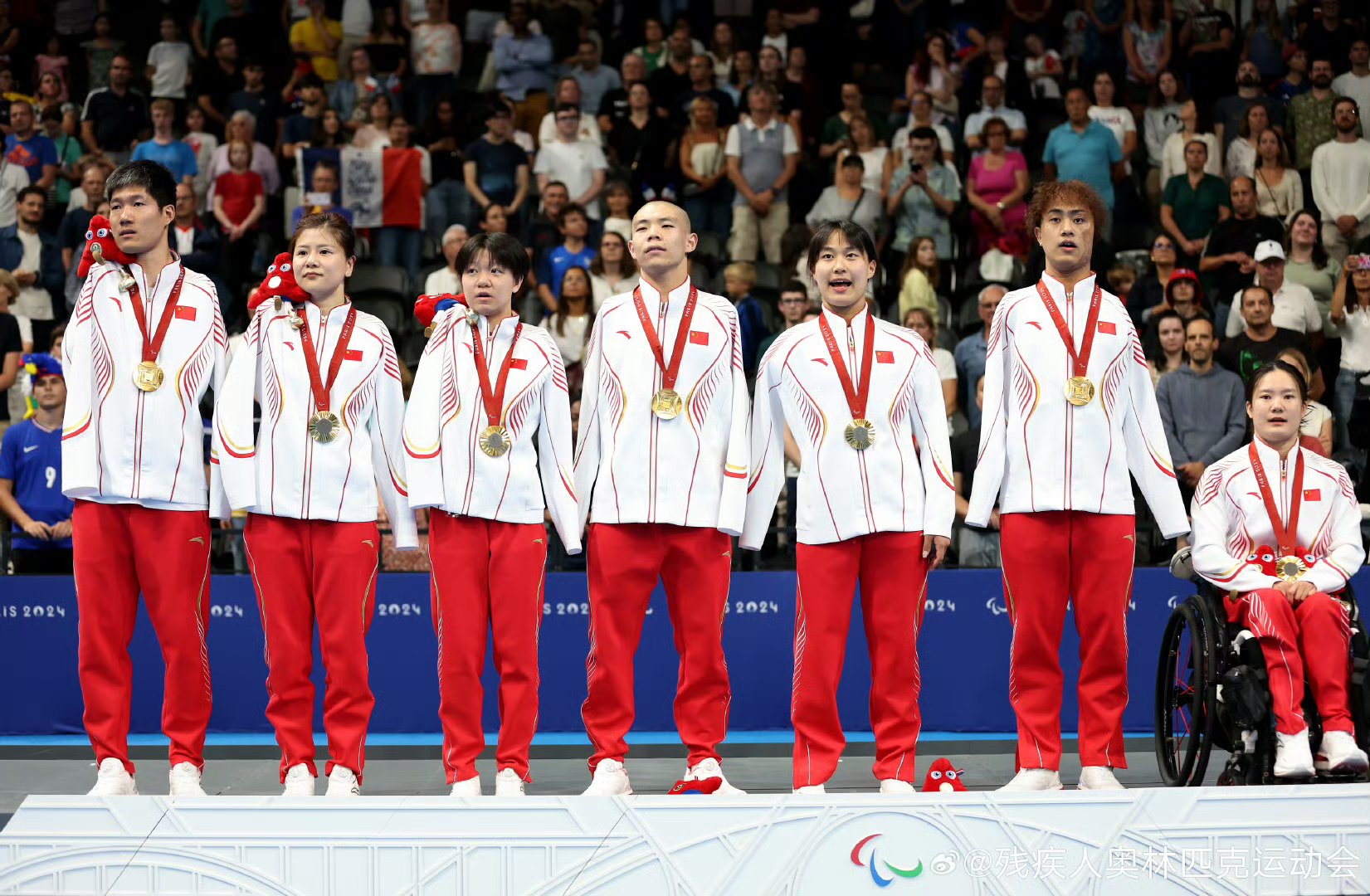 比利时运动员在游泳比赛中取得佳绩,夺得亚军 比利时运动员在游泳比赛中取得佳绩,夺得亚军