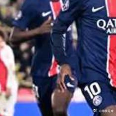 雷速直播-法甲积分榜领头羊雄风再起,稳坐榜首