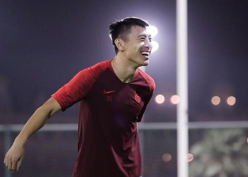 鲁能新任主教练赢得球迷认可,战术调整有效 鲁能新任主教练赢得球迷认可,战术调整有效