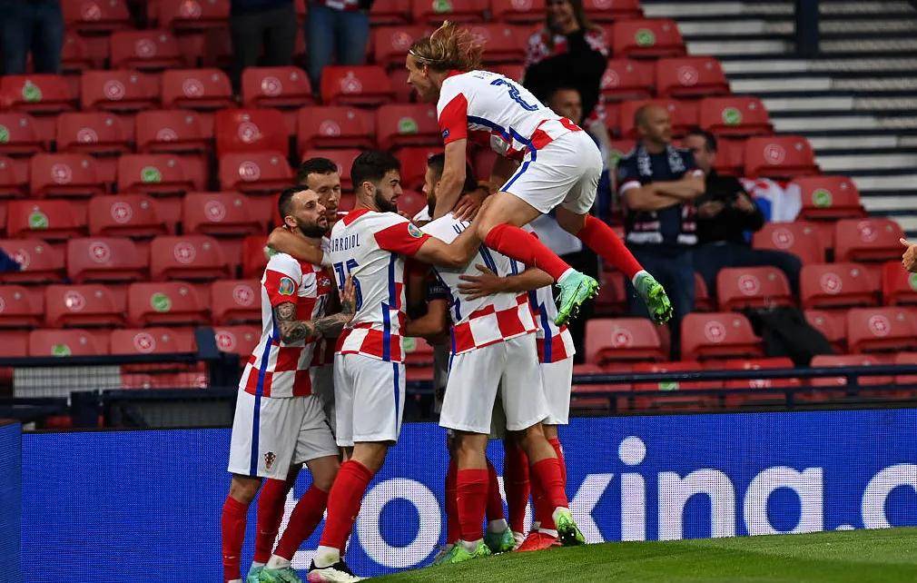 雷速官网-克罗地亚战胜苏格兰,顽强晋级八强赛场