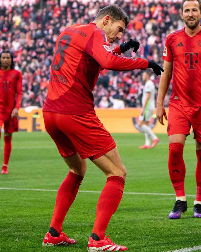 拜仁慕尼黑全力以赴赢球前进 拜仁慕尼黑全力以赴赢球前进