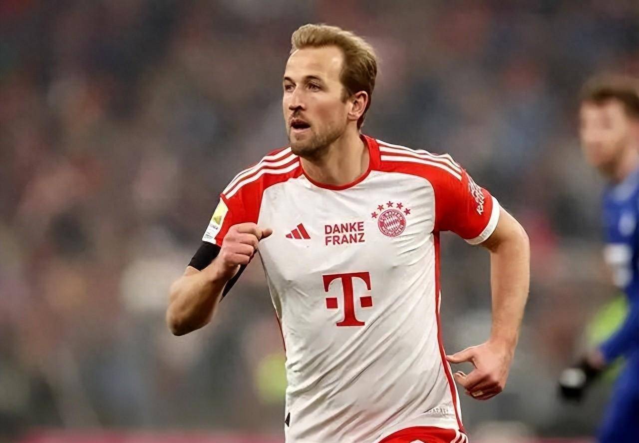 拜仁慕尼黑表现出色轻松赢得比赛,信心增强 拜仁慕尼黑表现出色轻松赢得比赛,信心增强