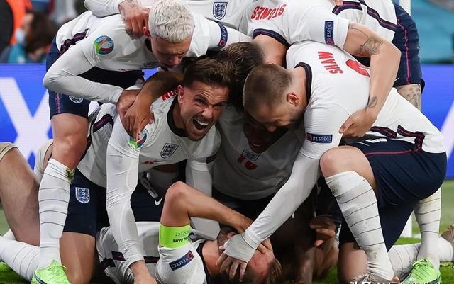 欧洲杯赛场纷争不断,备受关注焦点十足 欧洲杯赛场纷争不断,备受关注焦点十足