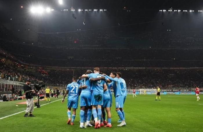 雷速官网-那不勒斯主场失利,意甲争冠形势不利