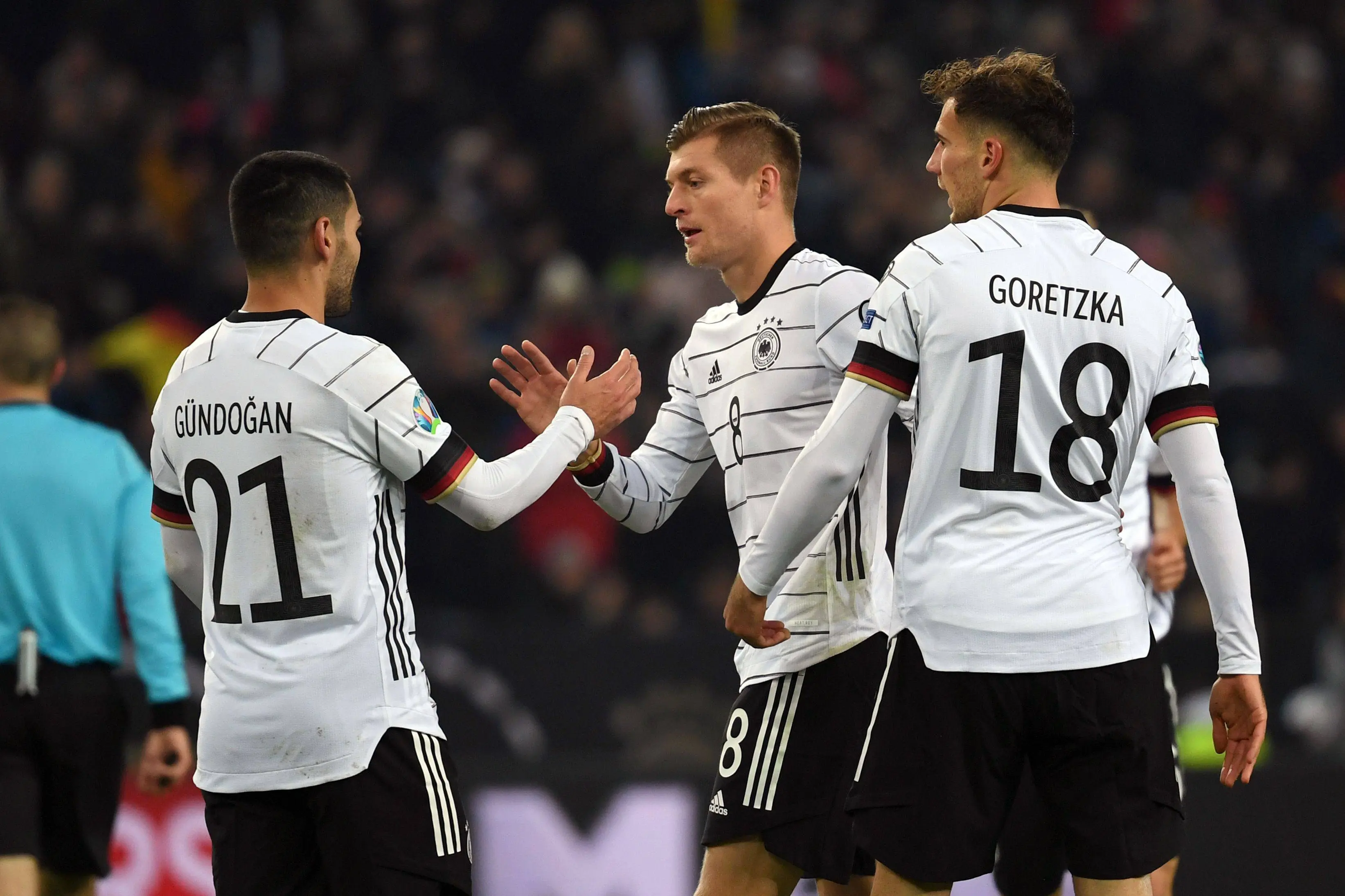 欧预赛:德国队锋线爆发,轻松领先积分榜 欧预赛:德国队锋线爆发,轻松领先积分榜