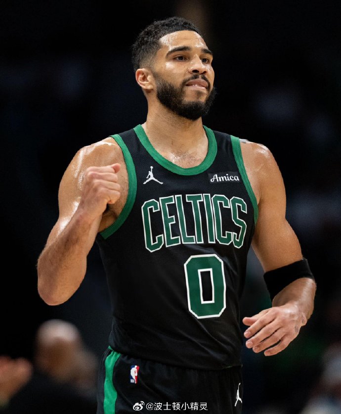 凯尔特人胜出老鹰,顽强拼搏精神备受赞誉 凯尔特人胜出老鹰,顽强拼搏精神备受赞誉