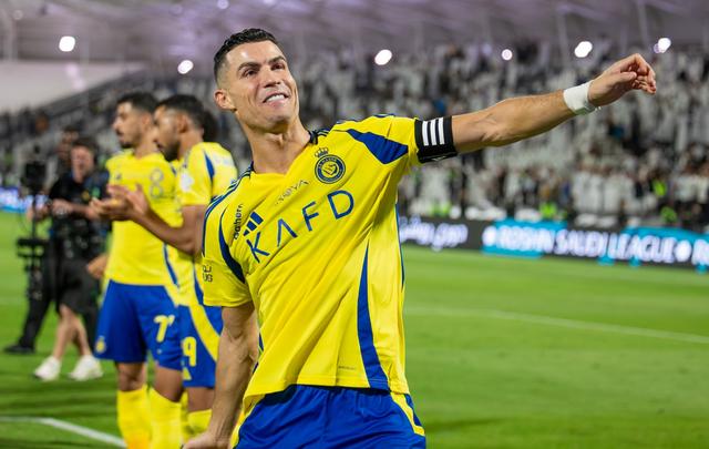 雷速官网下载-圣埃蒂安主场取得胜利,豪取三分