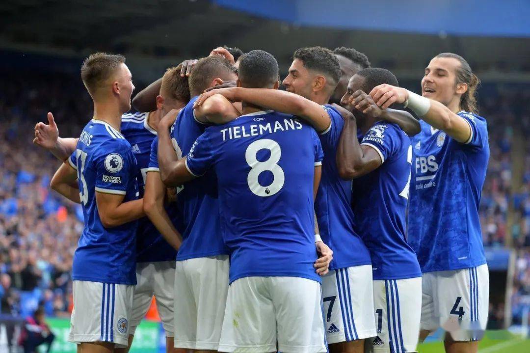 斯托克城防线坚固,守住不败纪录 斯托克城防线坚固,守住不败纪录