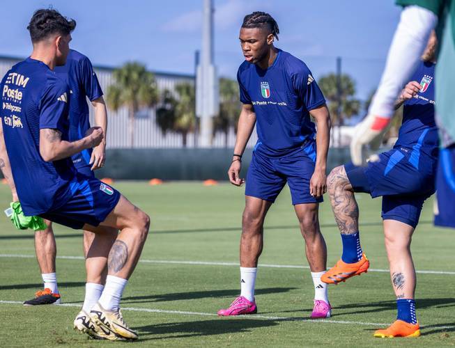 雷速官网-欧国联赛赛事精彩呈现，球迷陷入狂热