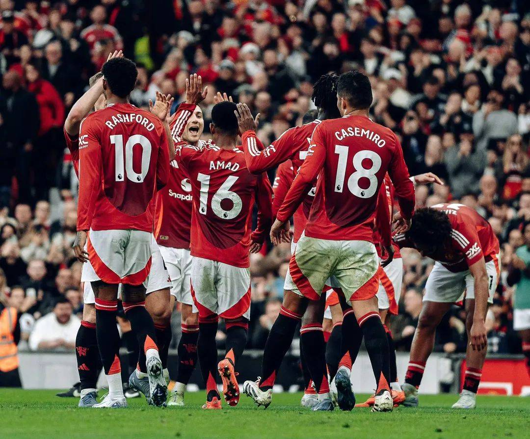 曼联客场大胜,继续保持联赛领先地位 曼联客场大胜,继续保持联赛领先地位