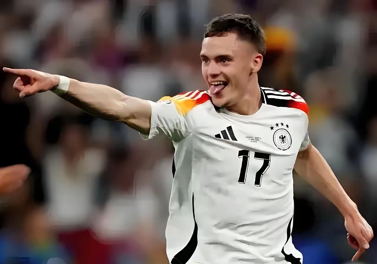 德国队在欧洲杯预选赛中表现出色,轻松晋级! 德国队在欧洲杯预选赛中表现出色,轻松晋级!