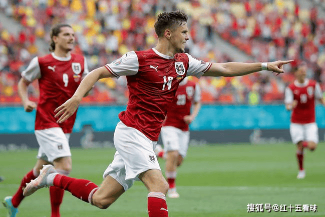 土耳其豪取胜利,成功闯入淘汰赛阶段 土耳其豪取胜利,成功闯入淘汰赛阶段