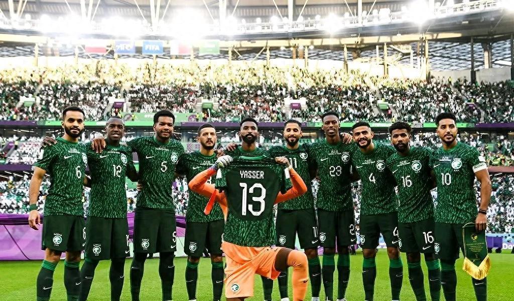 足球盛事西亚球队凭借团队合作获胜 足球盛事西亚球队凭借团队合作获胜